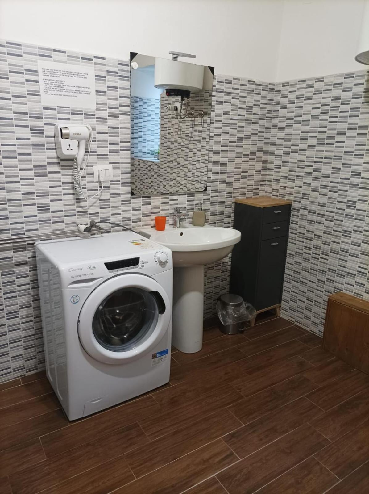 Katane Apartment Katania Zewnętrze zdjęcie