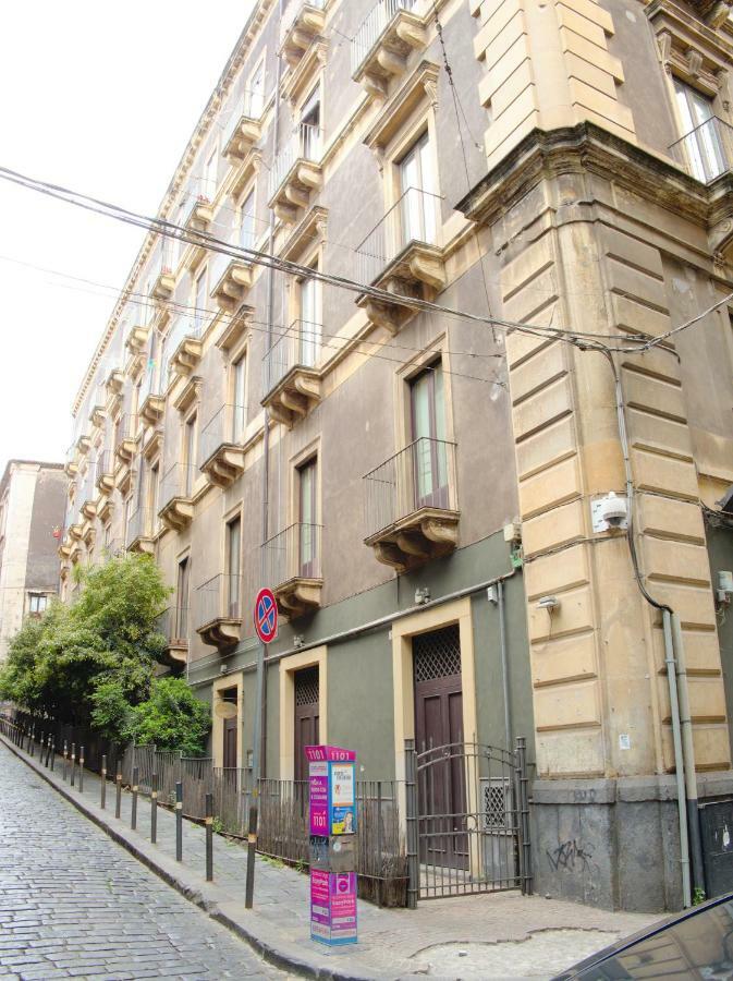 Katane Apartment Katania Zewnętrze zdjęcie